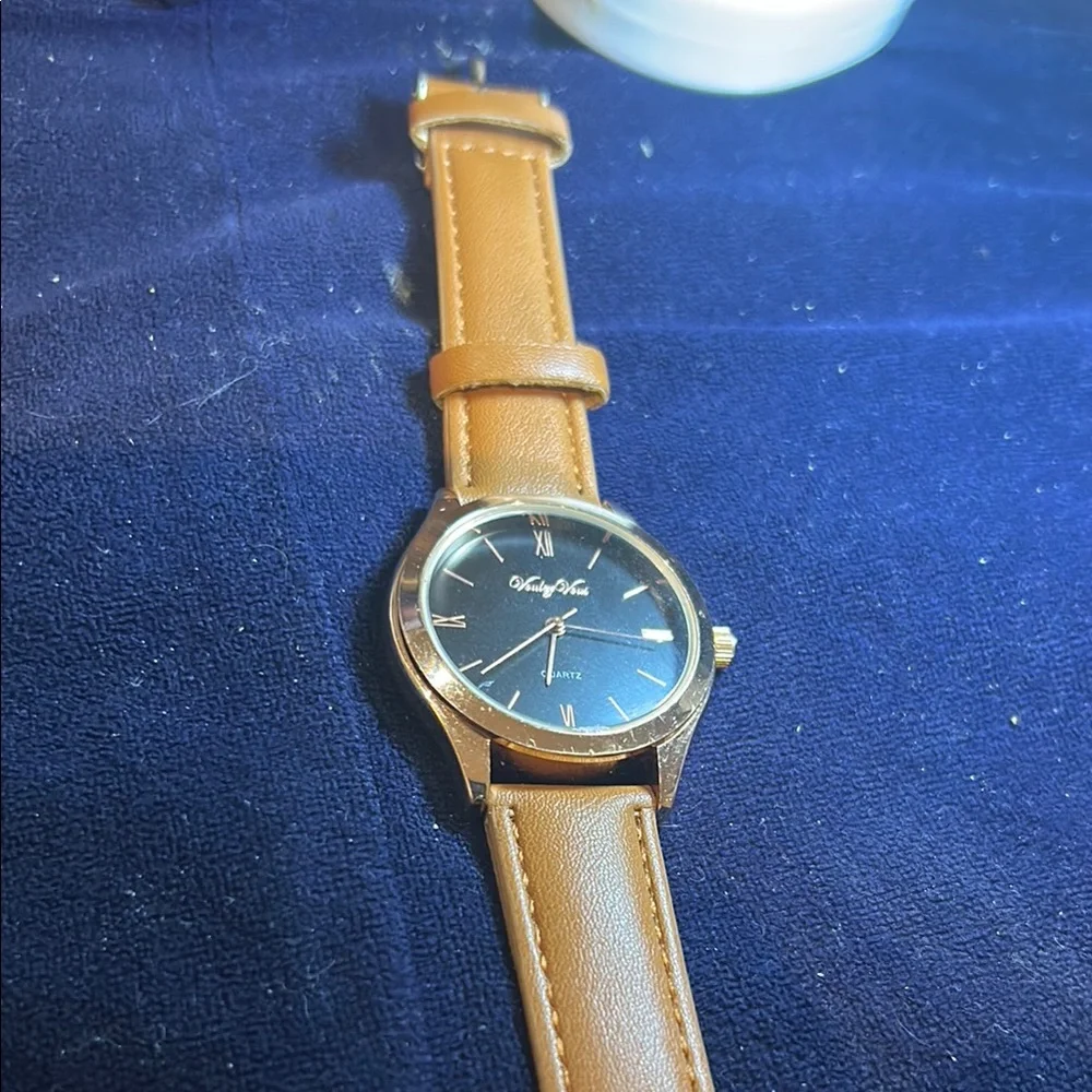 Vanity Fair Brown Leather Strap‎ Watch with pretty Dial 8848